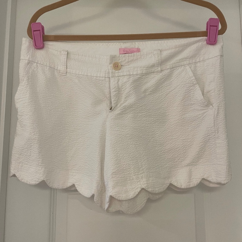 White Lilly Pulitzer Buttercup